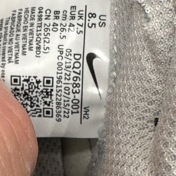 Nike dunks low main image 6